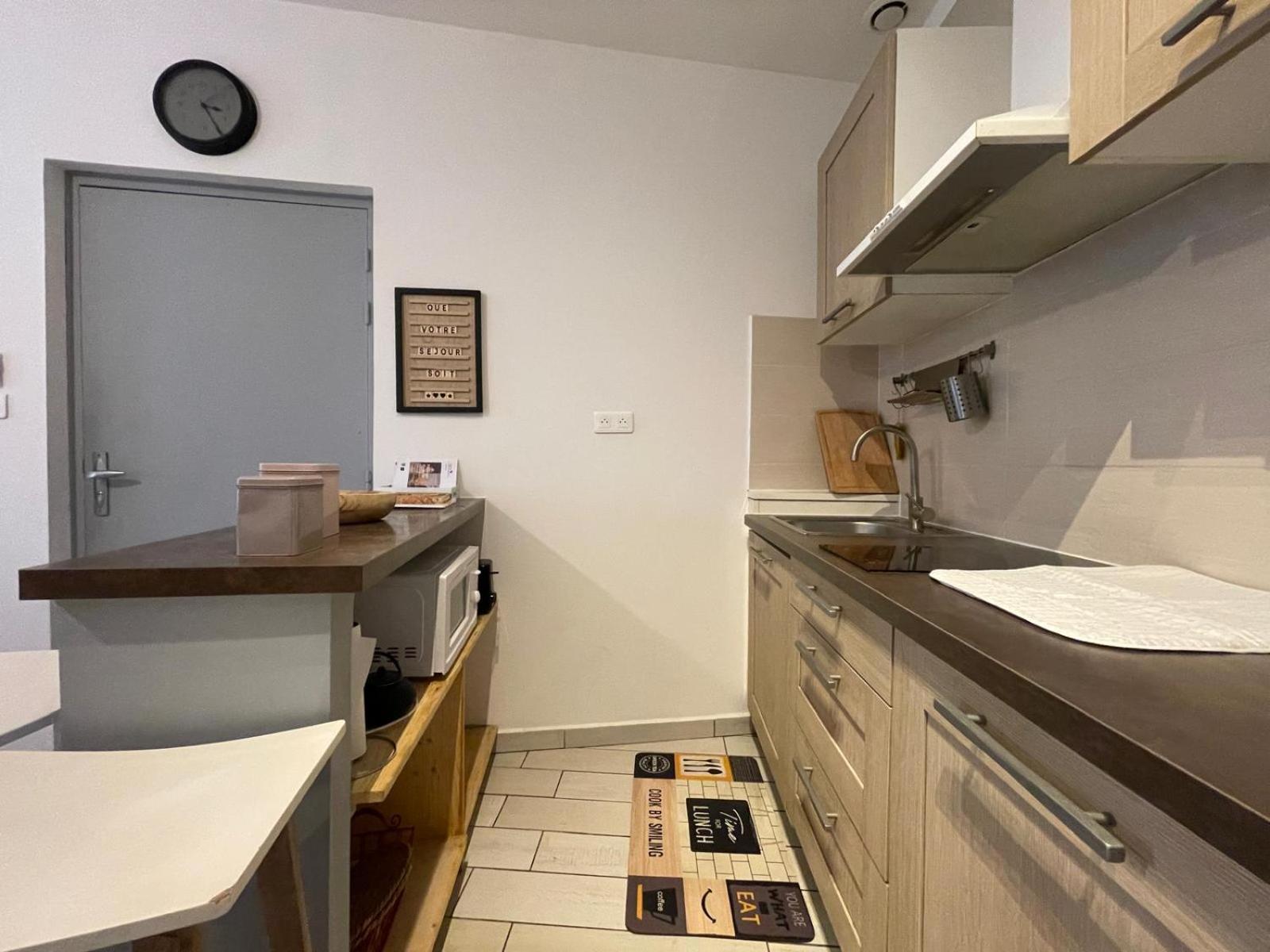 Joli Appartement Hypercentre T2, Classe Meuble De Tourisme 3 Avec Parking Gratuit เบซิเยร์ ภายนอก รูปภาพ